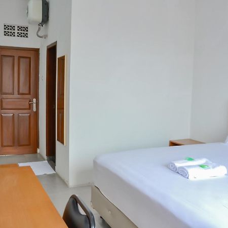 Bumi Ciboled Mitra Reddoorz Near Gerbang Tol Pamulihan Jatinangor Dış mekan fotoğraf
