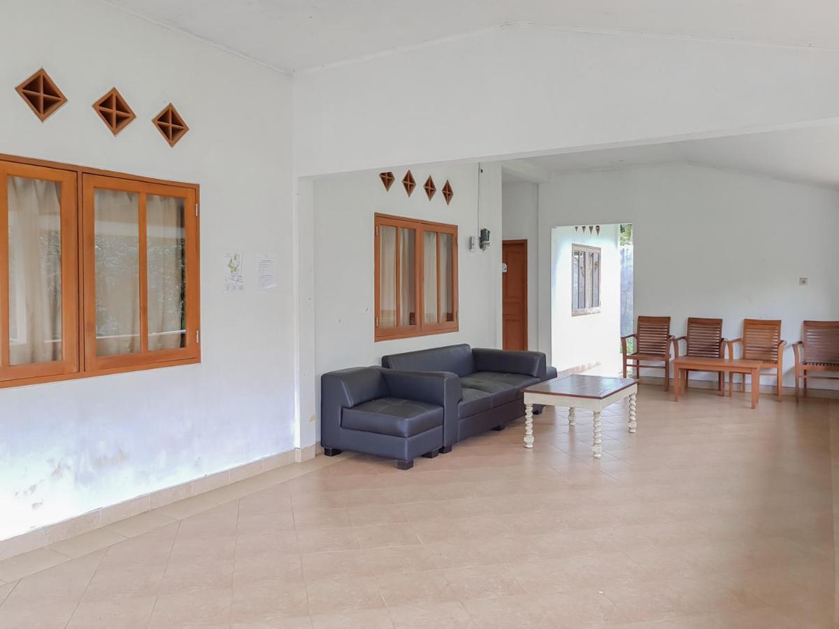Bumi Ciboled Mitra Reddoorz Near Gerbang Tol Pamulihan Jatinangor Dış mekan fotoğraf